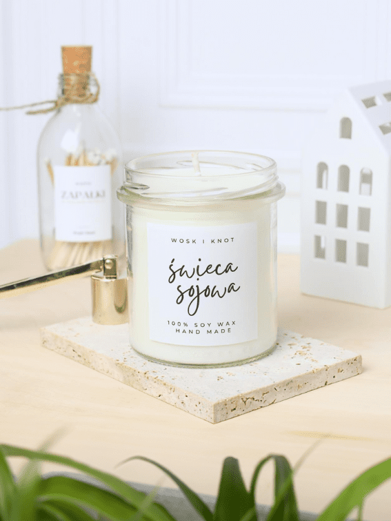 Basic bezzapachowa świeca sojowa