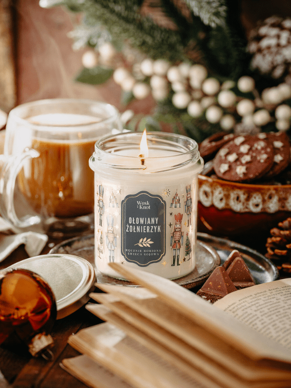 Ołowiany Żołnierzyk  świeca sojowa